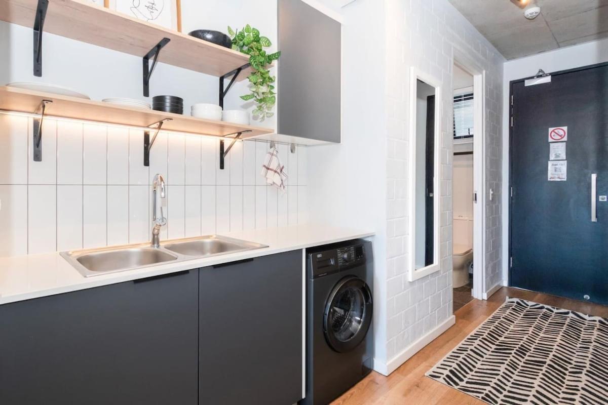 Cosy Couples Retreat Apartment! * Cape Town